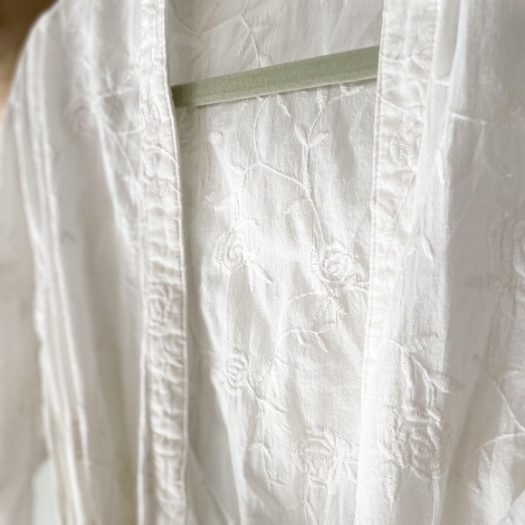 Long Vanity Fair Bathrobe - Picture 5 of 7